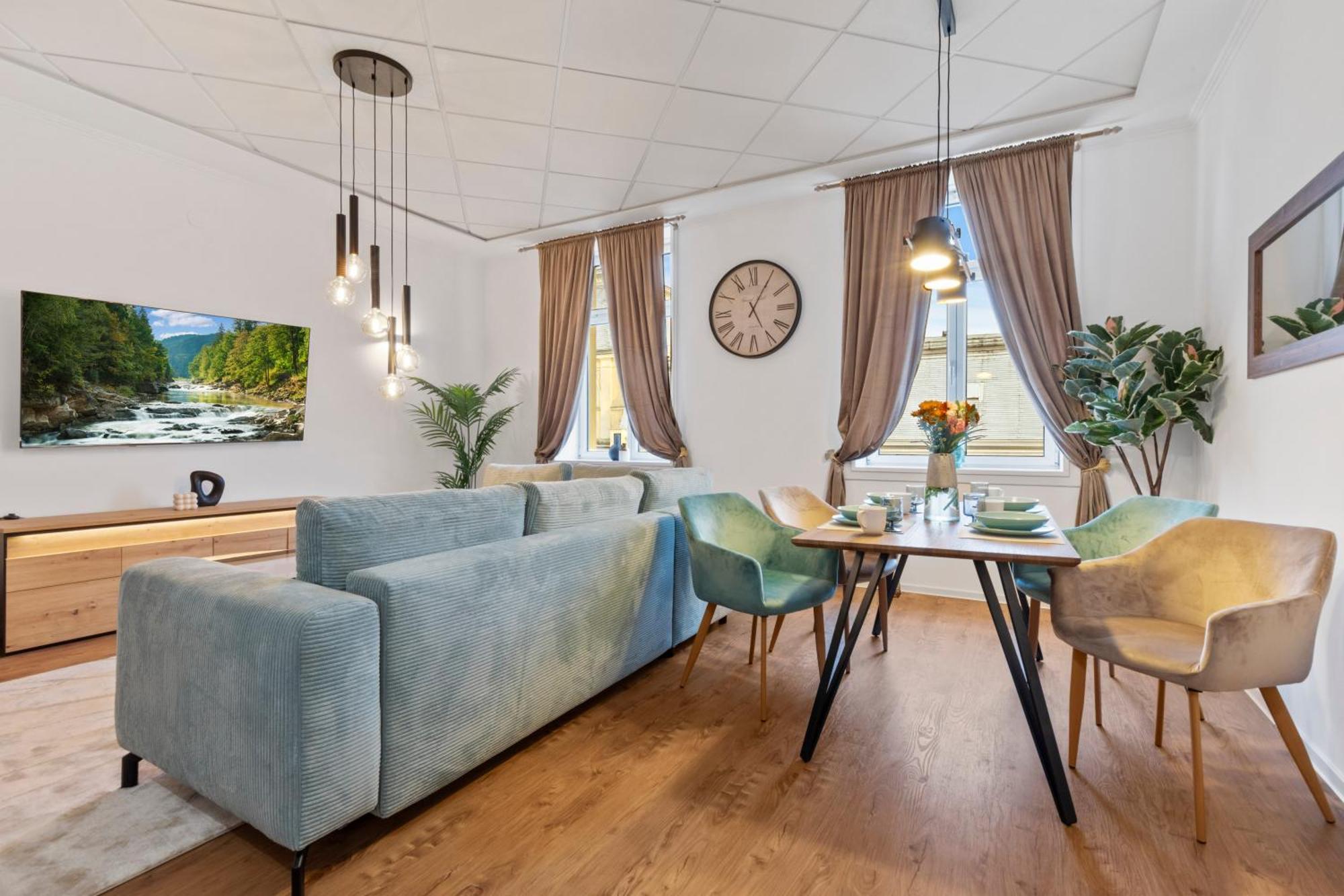 דירות ברטיסלאבה Luxe Living At Old Town Center מראה חיצוני תמונה